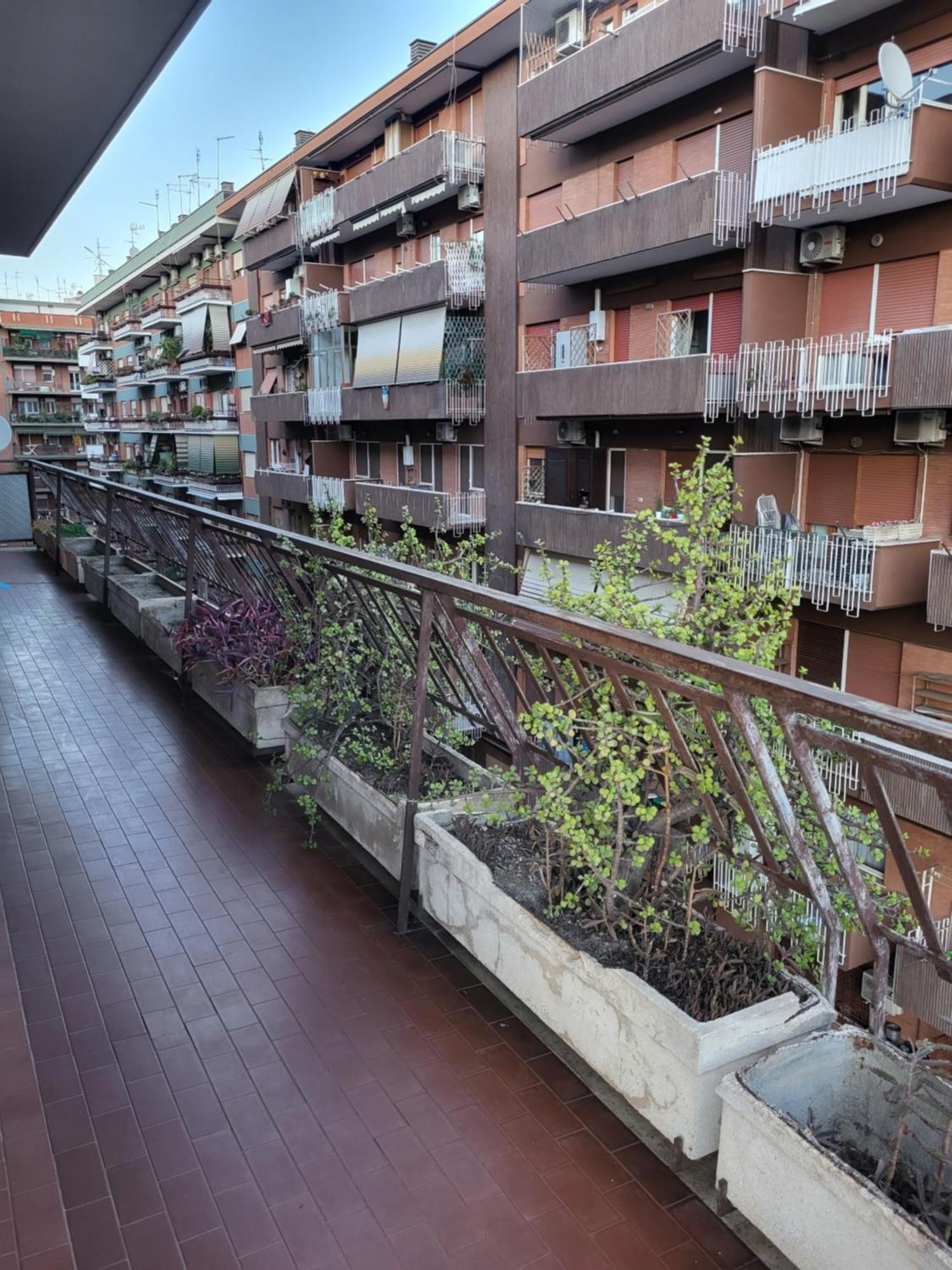 Sweet Tiburtina Station * Rom